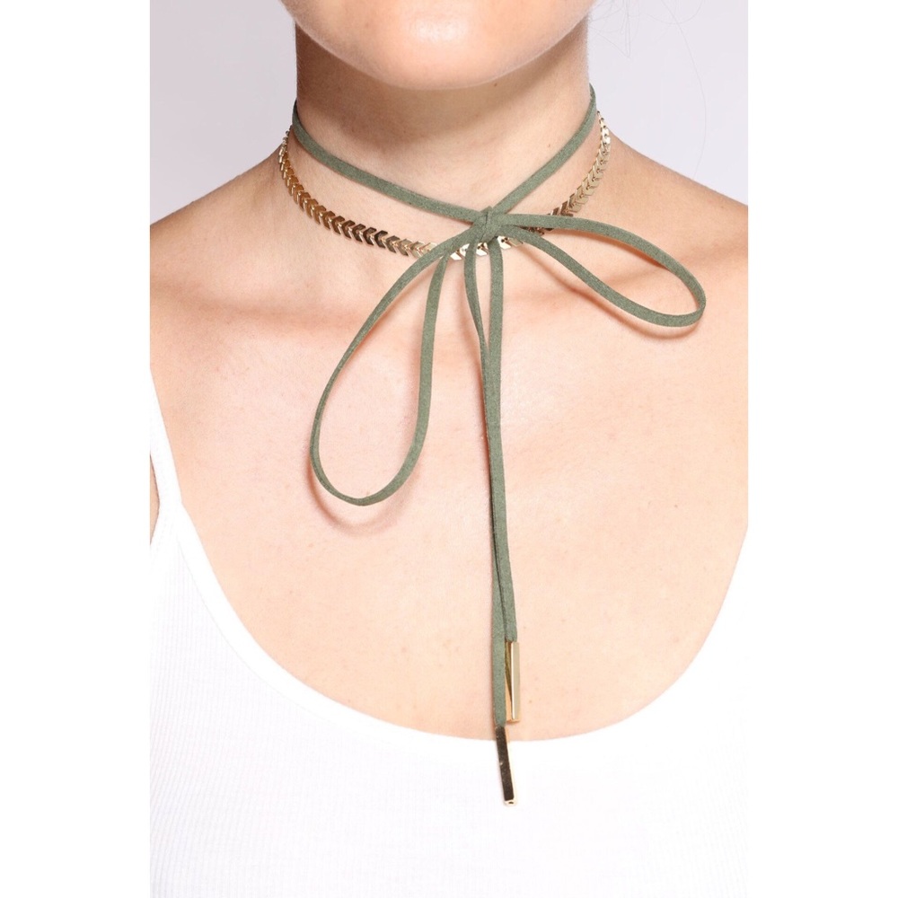 🆕 Wrap Around Choker - Olive Green